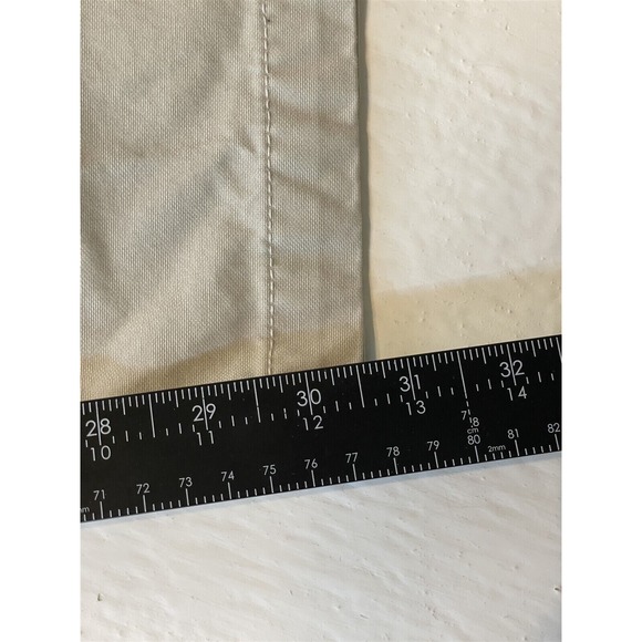 Gap 32x32 Khaki Casual Worker Concrete Mens Chino Pants - Picture 4 of 9